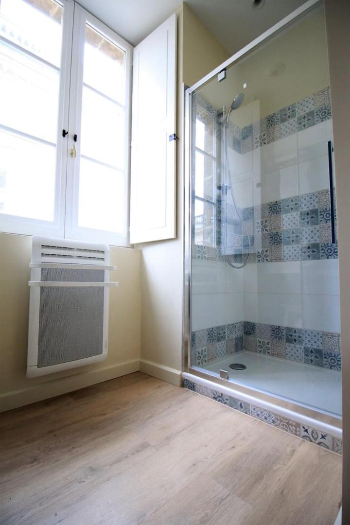 Guestready - Charming Apt In Place De La Comedie Bordéus Exterior foto