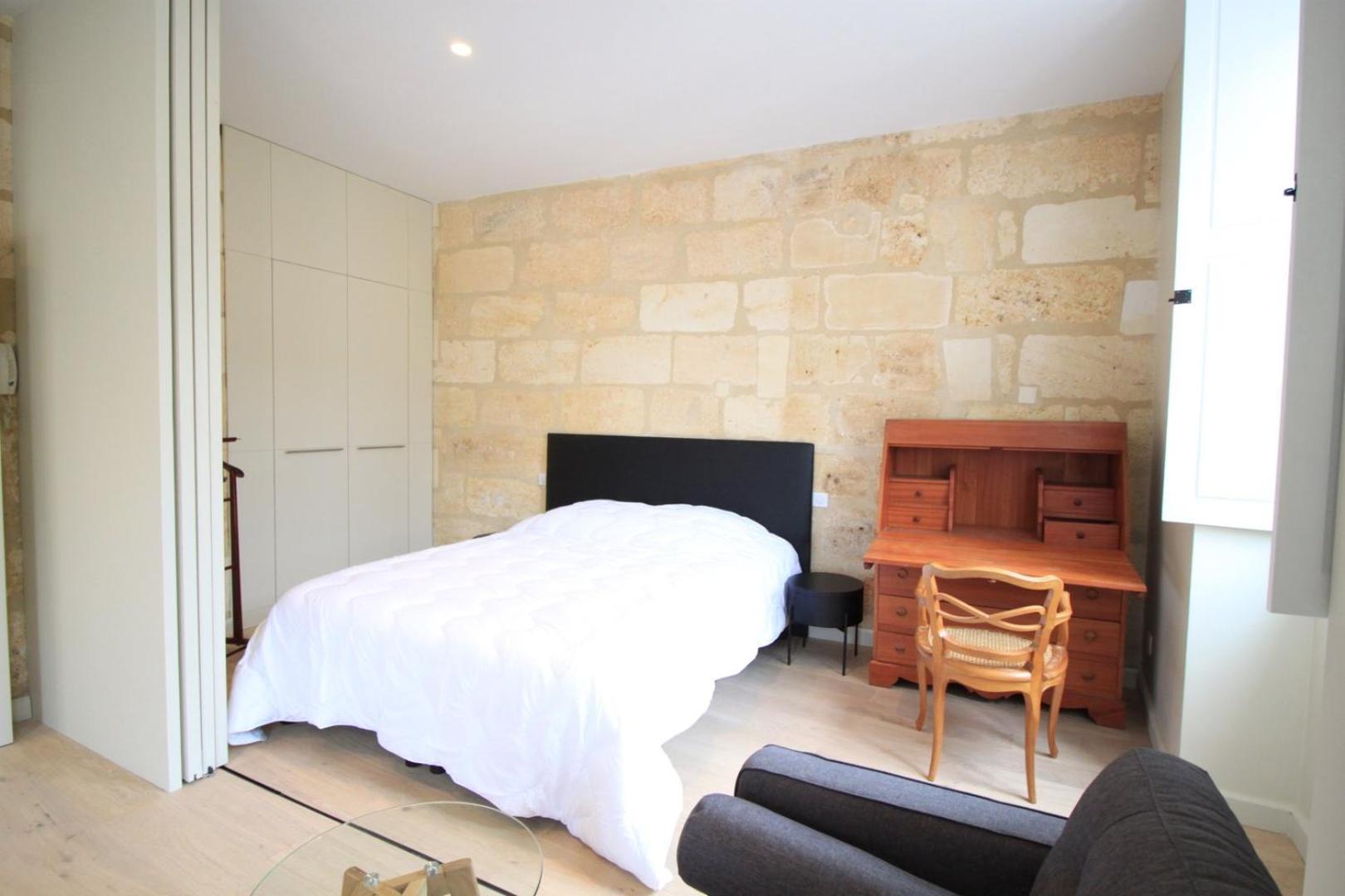 Guestready - Charming Apt In Place De La Comedie Bordéus Exterior foto