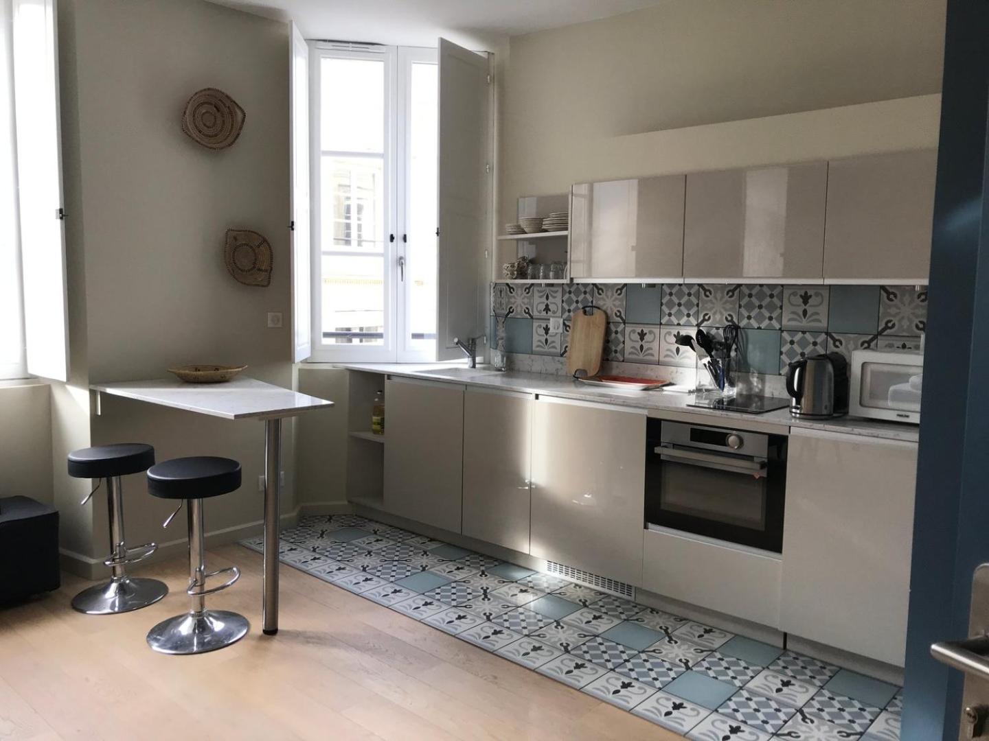 Guestready - Charming Apt In Place De La Comedie Bordéus Exterior foto