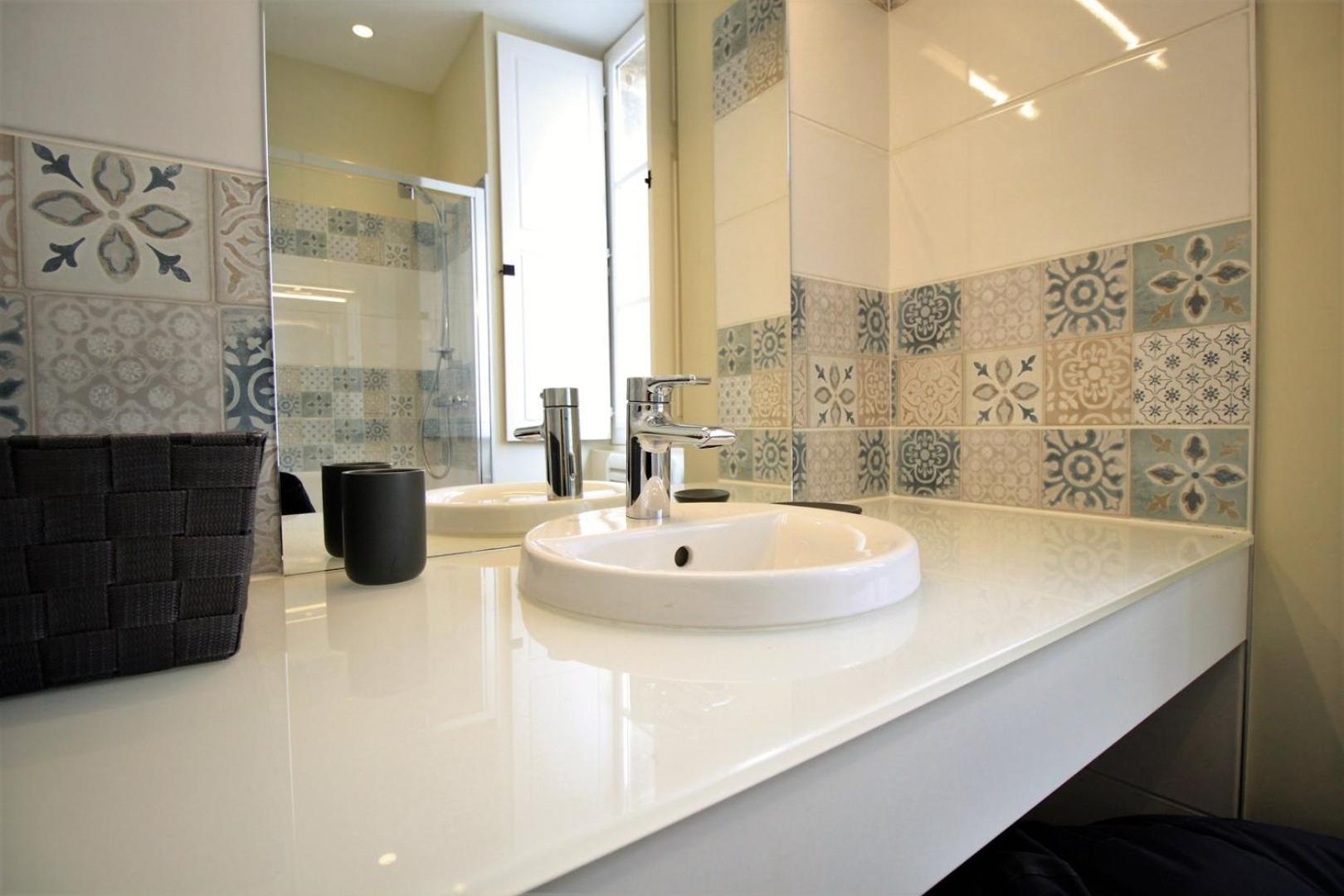 Guestready - Charming Apt In Place De La Comedie Bordéus Exterior foto